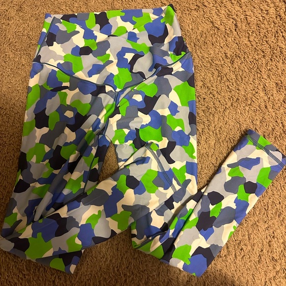 OFFLINE BY AERIE REAL ME CROSSOVER LEGGINGS - Picture 7 of 8